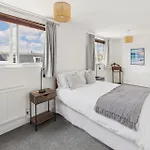 Ferienhaus Host & - The Coastal Retreat In