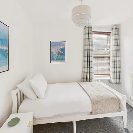 Host & - The Coastal Retreat In