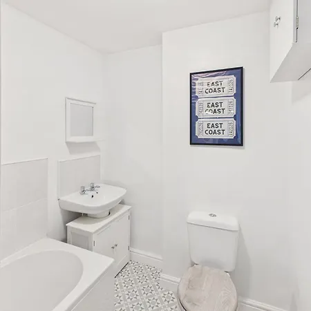 Host & - The Coastal Retreat In 펜션