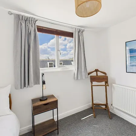 펜션 Host & - The Coastal Retreat In *