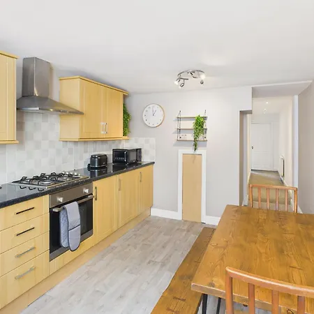 Host & - The Coastal Retreat In